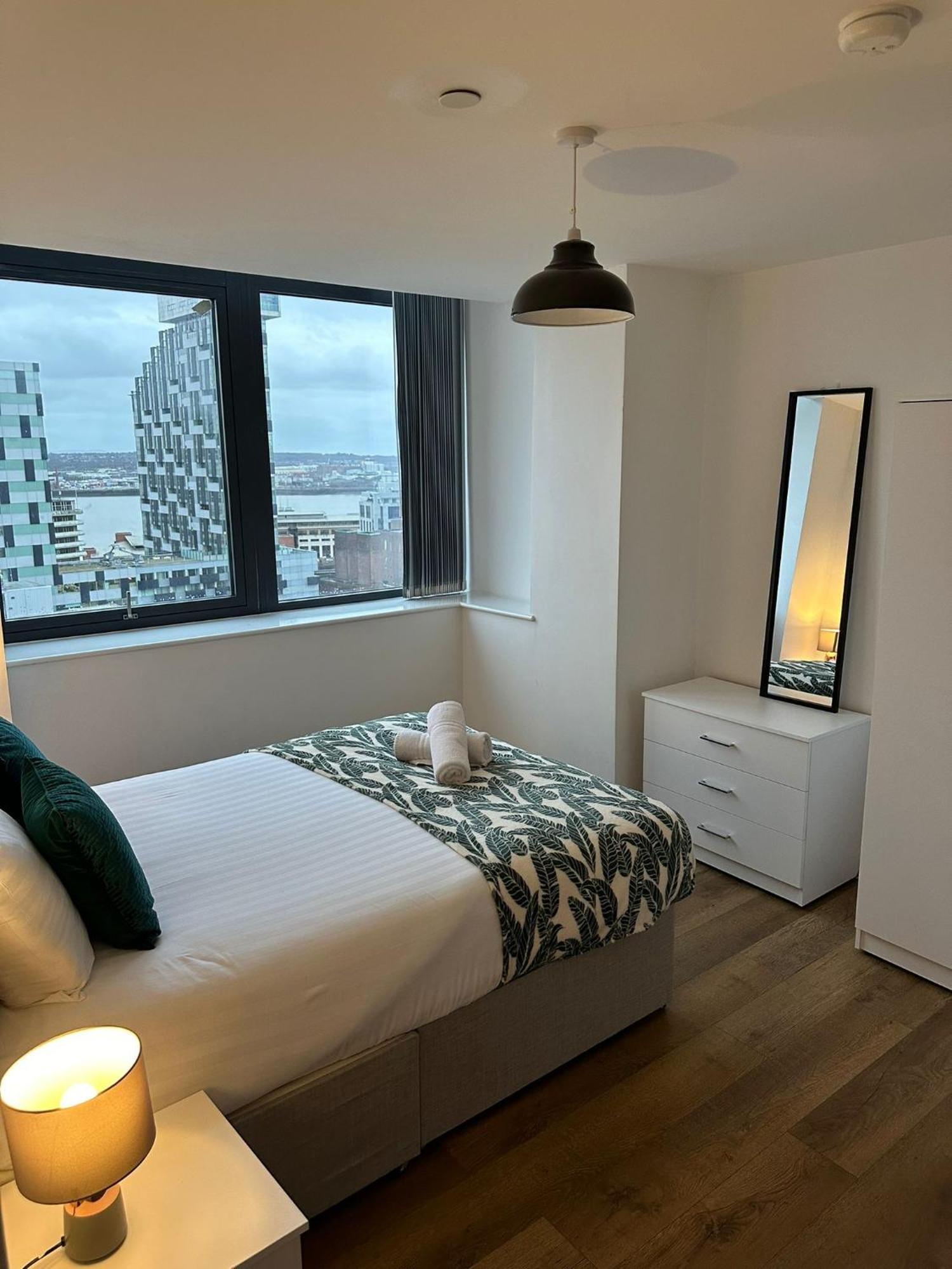 Stunning City View Apartment By Central Stay Liverpool Exterior foto